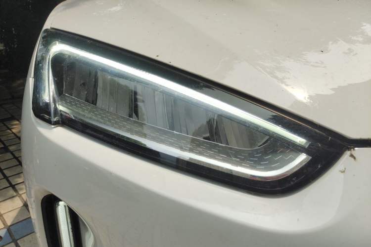 Used Hima AITO M5 2022 Range-Extended Rear-Drive Standard Version Right Front Headlight