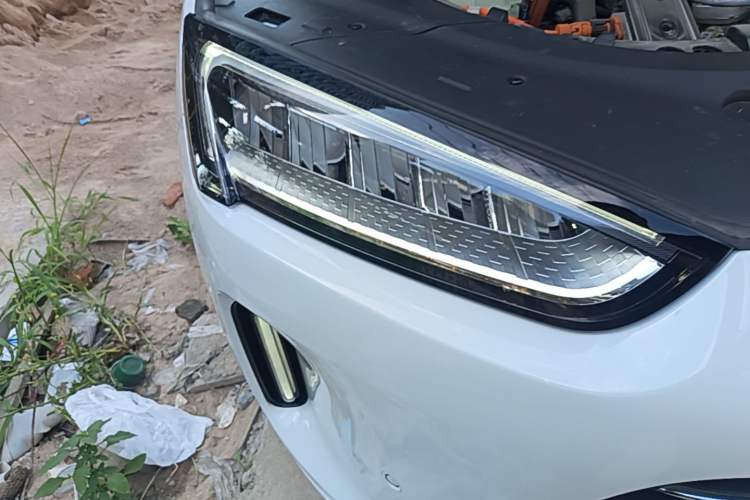 Used Hima AITO M5 2022 Range-Extended Rear-Drive Standard Version Right Front Headlight