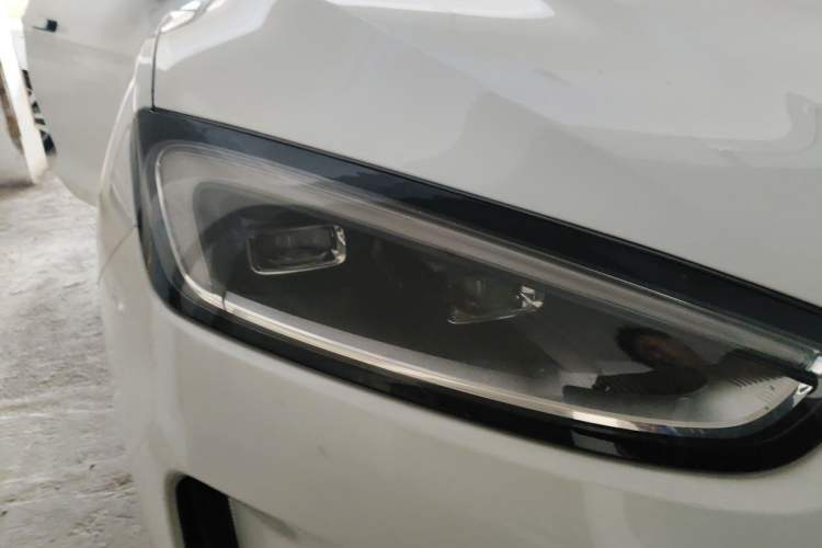 Used Hima AITO M5 2022 Pure Electric All-Wheel-Drive Performance Edition Right Front Headlight