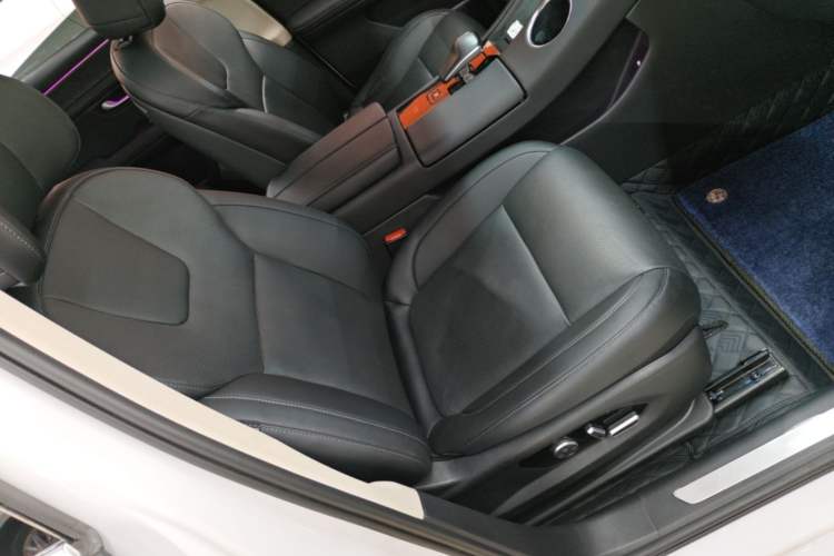 Used Hima AITO M5 2022 Extended-Range Four-Wheel Drive Flagship Edition Right Front Seat