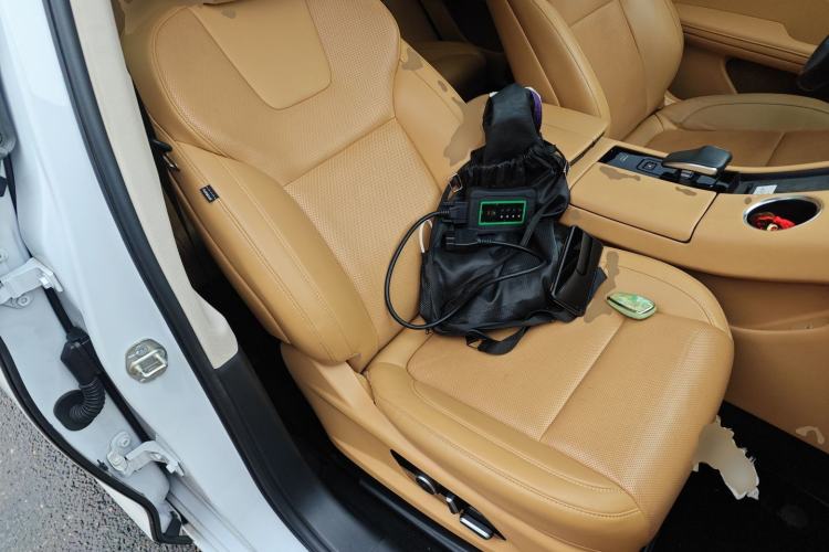 Used Hima AITO M5 2022 Range-Extended Rear-Drive Standard Version Right Front Seat