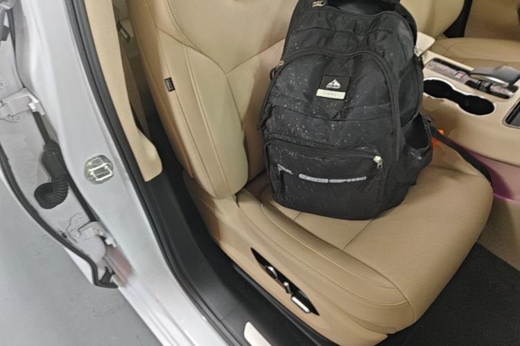 Used Hima AITO M5 2022 Pure Electric Rear-Drive Standard Edition Right Front Seat