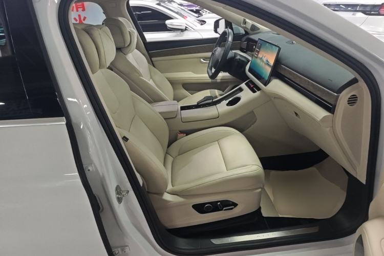 Used Hima AITO M5 2022 Extended-Range Four-Wheel Drive Ultimate Edition Right Front Seat