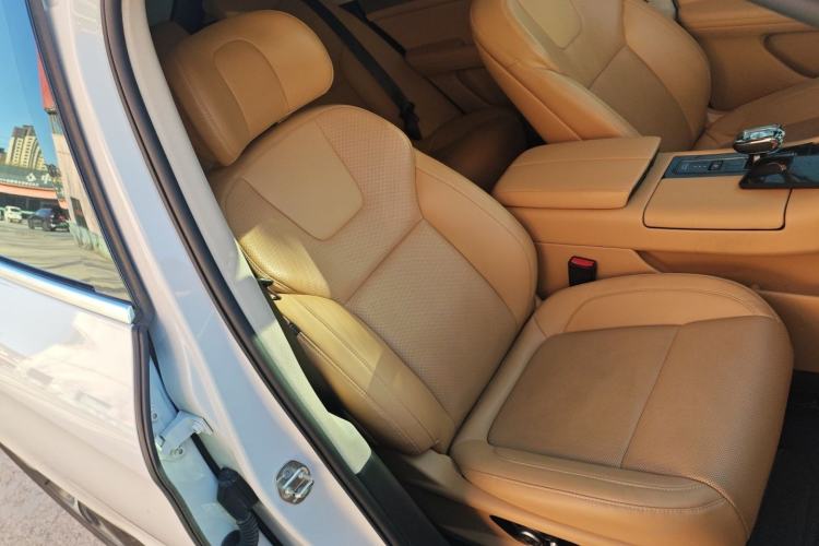 Used Hima AITO M5 2022 Range-Extended Rear-Drive Standard Version Right Front Seat