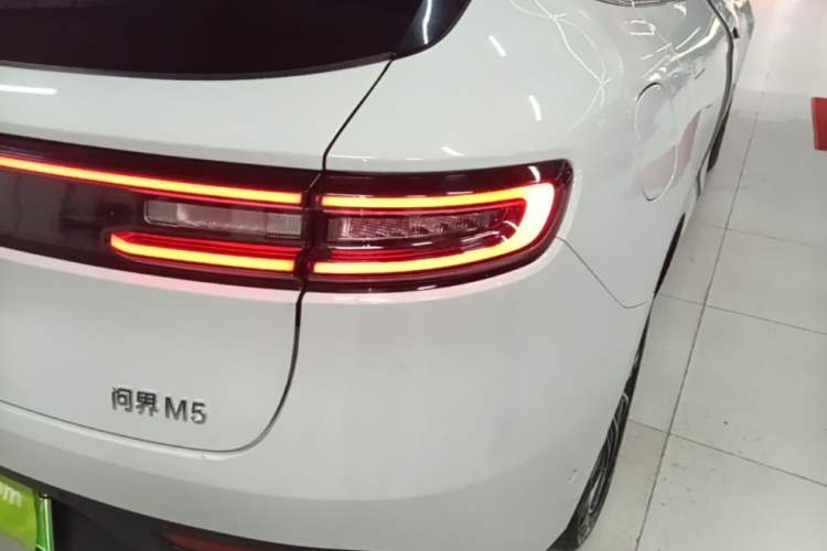Used Hima AITO M5 2022 Extended-Range Four-Wheel Drive Performance Version Right Rear Taillight