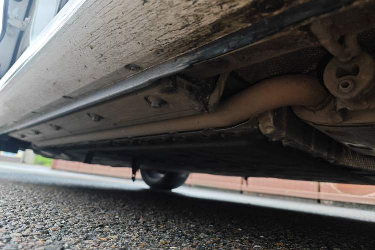 Used Hima AITO M5 2022 Range-Extended Rear-Drive Standard Version Right Side Sill