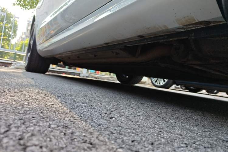Used Hima AITO M5 2022 Extended-Range Four-Wheel Drive Performance Version Right Side Sill