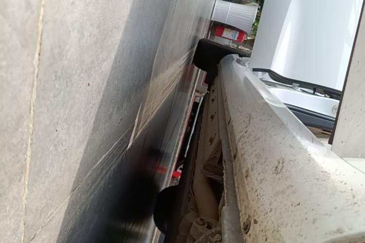 Used Hima AITO M5 2022 Extended-Range Four-Wheel Drive Ultimate Edition Right Side Sill