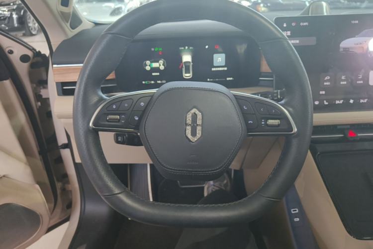 Used Hima AITO M5 2022 Pure Electric Rear-Drive Standard Edition Steering Wheel