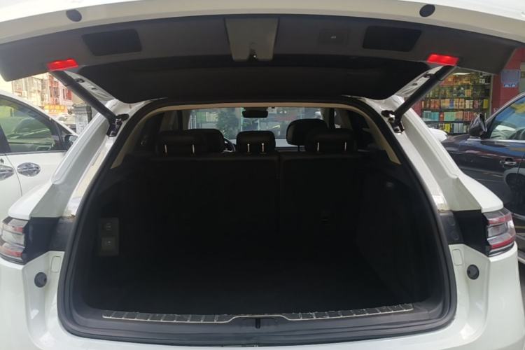Used Hima AITO M5 2022 Range-Extended Rear-Drive Standard Version Trunk
