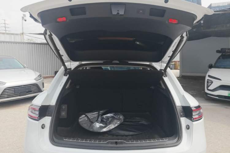 Used Hima AITO M5 2022 Range-Extended Rear-Drive Standard Version Trunk