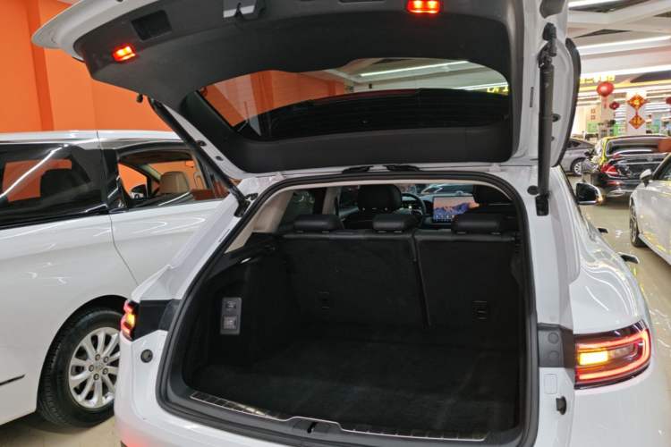 Used Hima AITO M5 2022 Extended-Range Four-Wheel Drive Flagship Edition Trunk