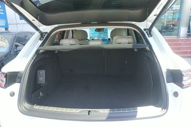 Used Hima AITO M5 2022 Extended-Range Four-Wheel Drive Performance Version Trunk
