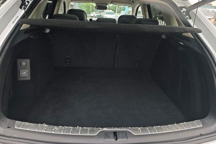 Used Hima AITO M5 2022 Extended-Range Four-Wheel Drive Performance Version Trunk