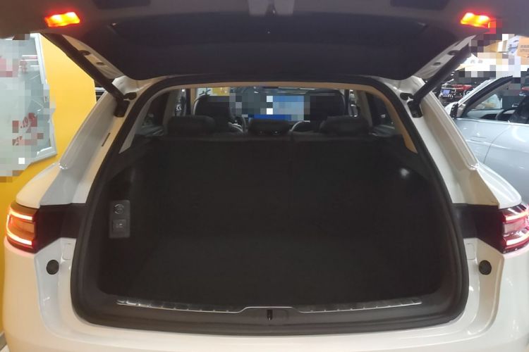 Used Hima AITO M5 2022 Range-Extended Rear-Drive Standard Version Trunk