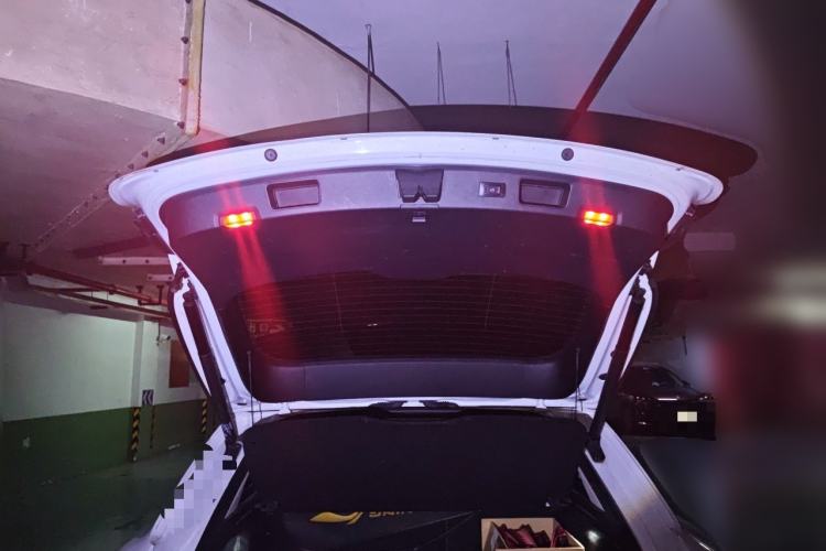 Used Hima AITO M5 2022 Extended-Range Four-Wheel Drive Performance Version Trunk