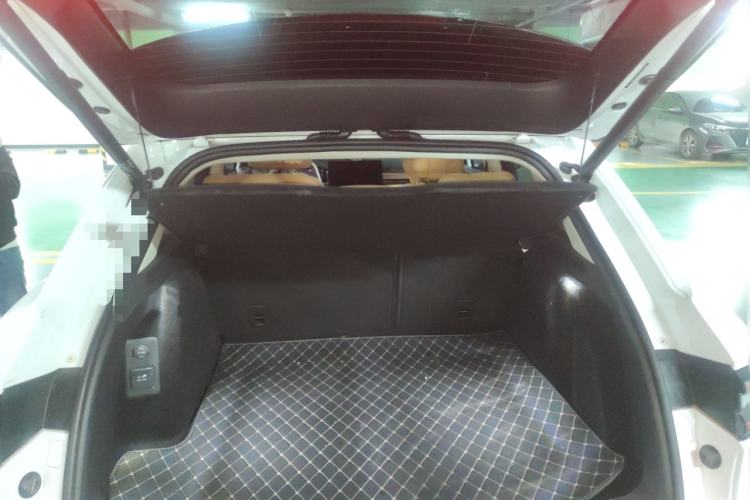 Used Hima AITO M5 2022 Range-Extended Rear-Drive Standard Version Trunk