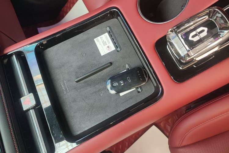 Used Hima AITO M5 2022 Pure Electric All-Wheel-Drive Performance Edition Vehicle Key