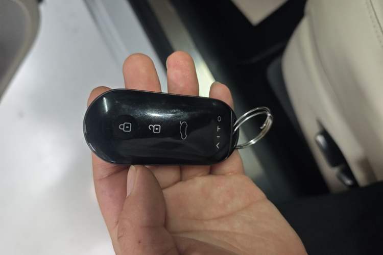 Used Hima AITO M5 2022 Extended-Range Four-Wheel Drive Ultimate Edition Vehicle Key