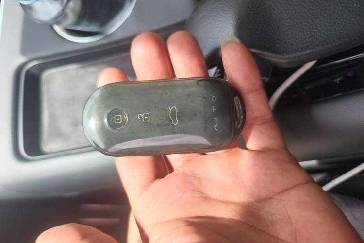 Used Hima AITO M5 2022 Range-Extended Rear-Drive Standard Version Vehicle Key