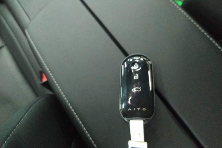 Used Hima AITO M5 2022 Range-Extended Rear-Drive Standard Version Vehicle Key