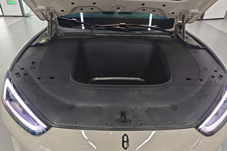 Used Hima AITO M5 2022 Pure Electric Rear-Drive Standard Edition Engine Bay