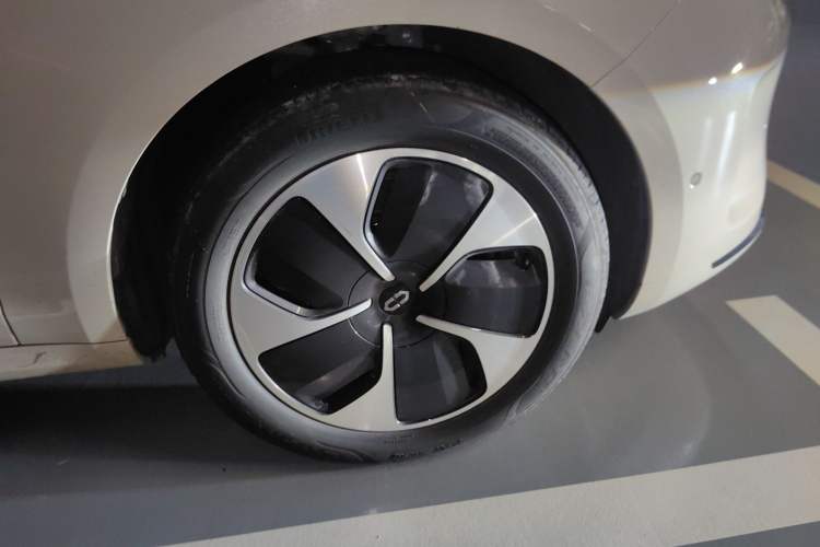 Used Hima AITO M5 2022 Pure Electric Rear-Drive Standard Edition Exterior 7