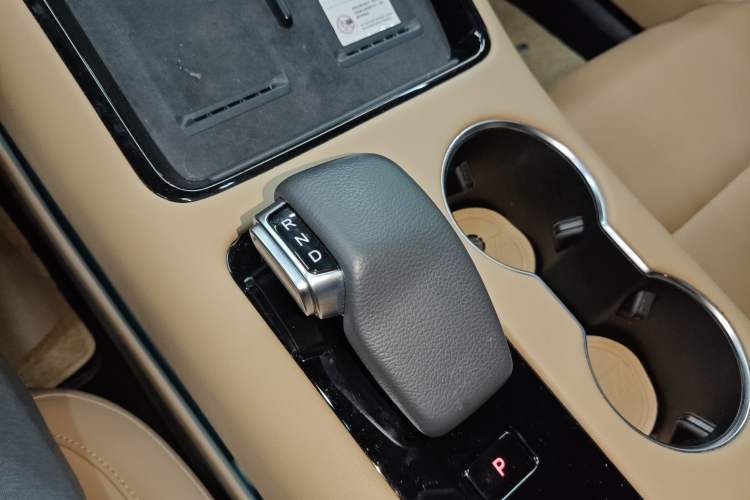 Used Hima AITO M5 2022 Pure Electric Rear-Drive Standard Edition Gear Lever