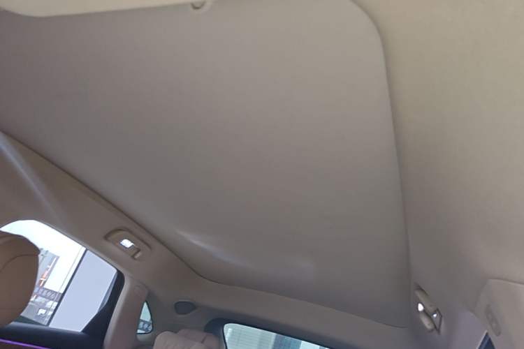 Used Hima AITO M5 2022 Pure Electric Rear-Drive Standard Edition Headliner