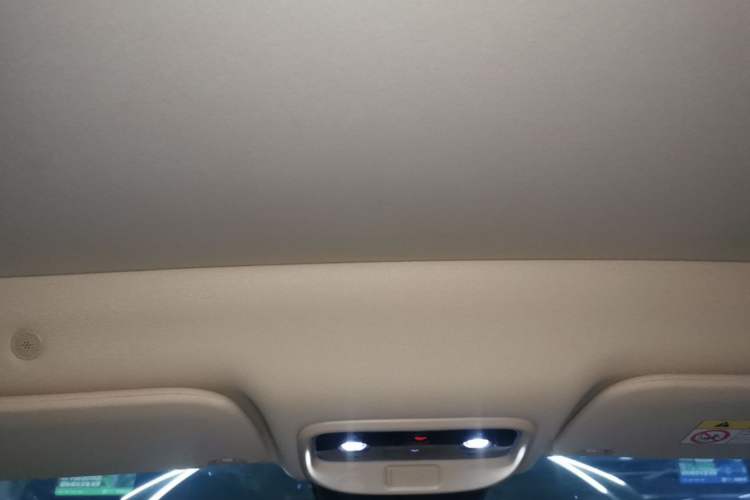 Used Hima AITO M5 2022 Pure Electric Rear-Drive Standard Edition Headliner