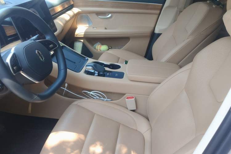 Used Hima AITO M5 2022 Pure Electric Rear-Drive Standard Edition Left Front Seat