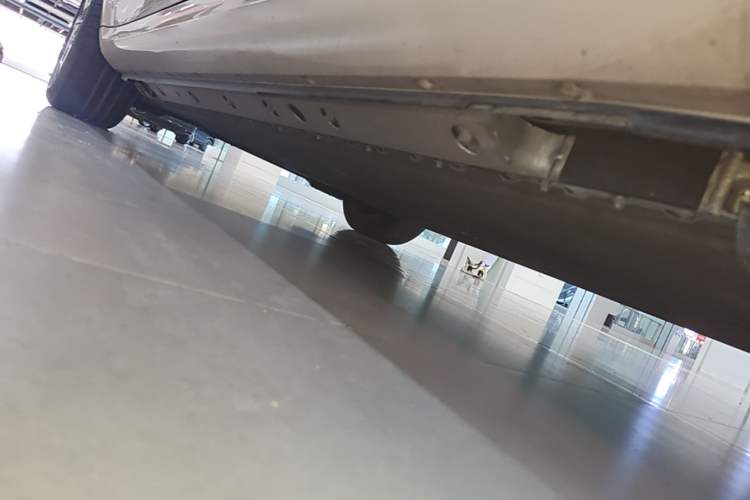 Used Hima AITO M5 2022 Pure Electric Rear-Drive Standard Edition Left Side Sill