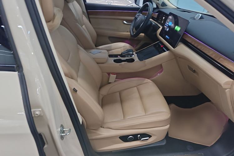 Used Hima AITO M5 2022 Pure Electric Rear-Drive Standard Edition Right Front Seat