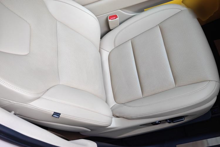 Used Hima AITO M5 2022 Pure Electric Rear-Drive Standard Edition Right Front Seat