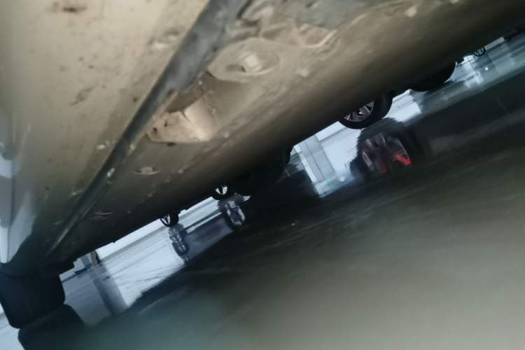 Used Hima AITO M5 2022 Pure Electric Rear-Drive Standard Edition Right Side Sill