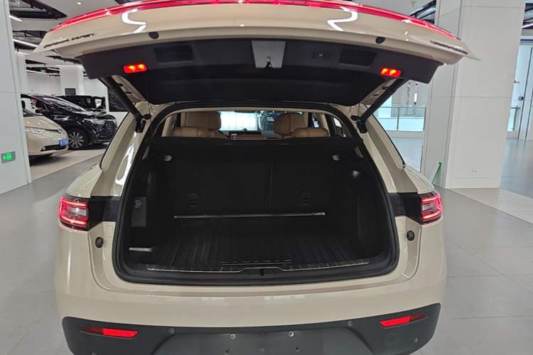 Used Hima AITO M5 2022 Pure Electric Rear-Drive Standard Edition Trunk