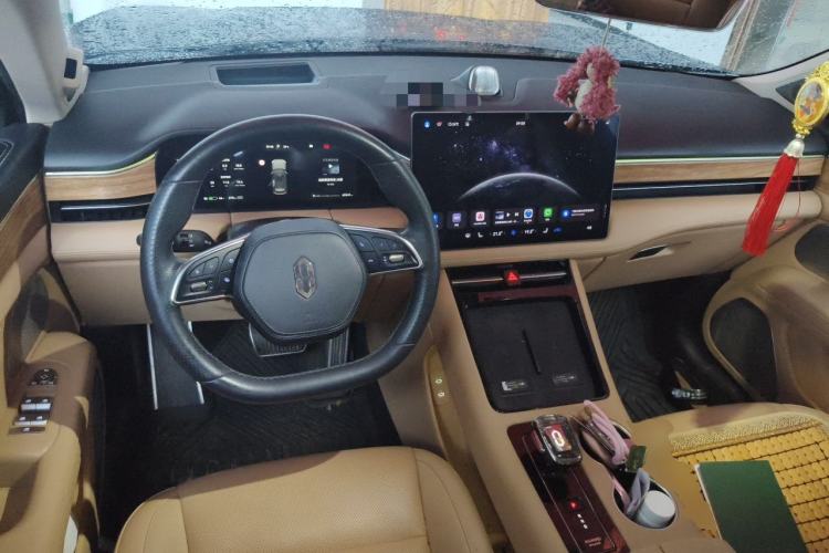 Used Hima AITO M5 2023 Pure Electric Rear-Drive Intelligent Driving Version Center Console