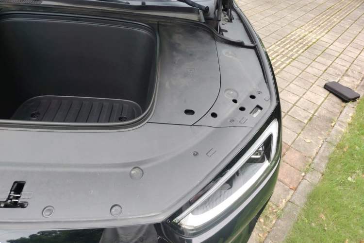 Used Hima AITO M5 2023 Pure Electric Rear-Drive Intelligent Driving Version Engine Bay Left