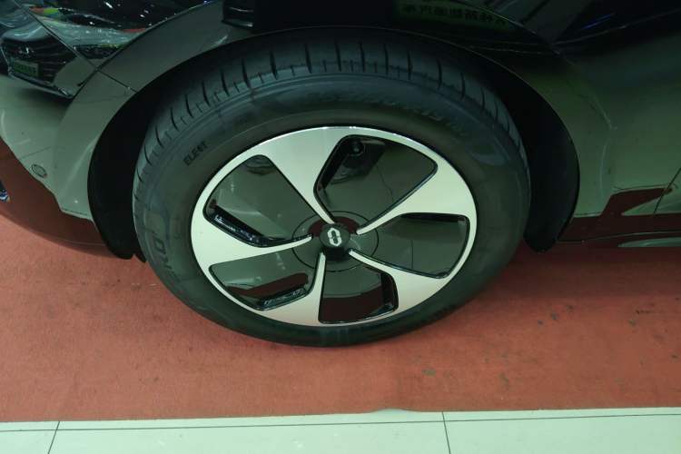 Used Hima AITO M5 2023 All-Electric Rear-Drive Standard Edition Exterior 7