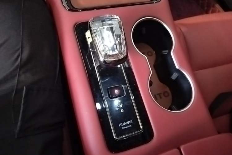 Used Hima AITO M5 2023 Pure Electric Rear-Drive Intelligent Driving Version Gear Lever