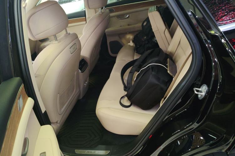 Used Hima AITO M5 2023 All-Electric Rear-Drive Standard Edition Interior 4