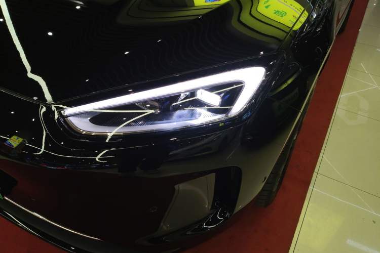 Used Hima AITO M5 2023 All-Electric Rear-Drive Standard Edition Left Front Headlight