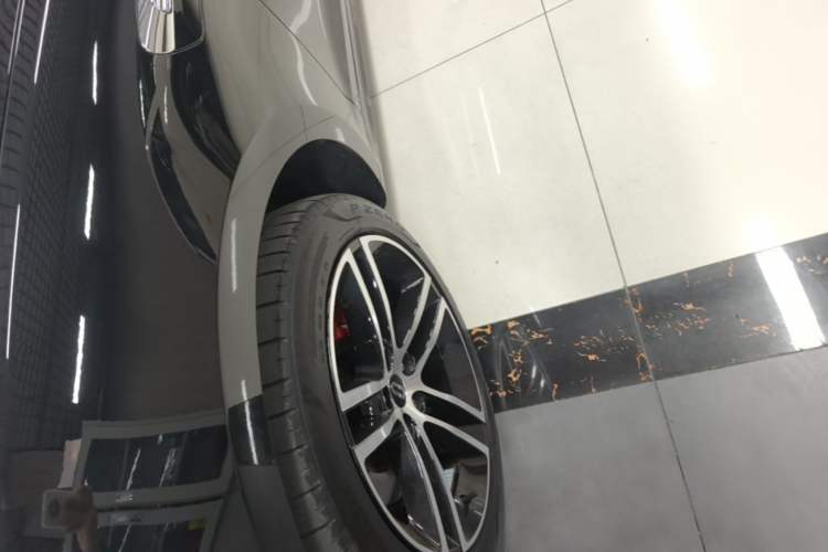Used Hima AITO M5 2023 Extended-Range Rear-Drive Intelligent Driving Version Left Front Wheel Hub