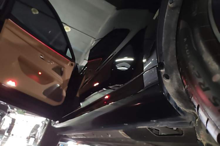 Used Hima AITO M5 2023 Extended-Range Rear-Drive Intelligent Driving Version Left Side Sill