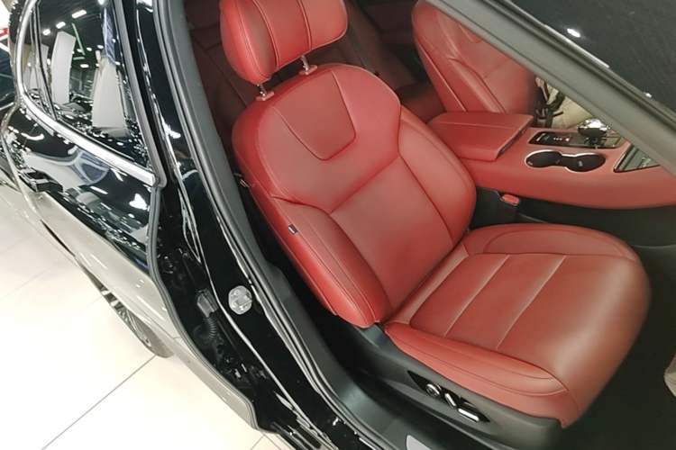 Used Hima AITO M5 2023 Pure Electric Rear-Drive Intelligent Driving Version Right Front Seat