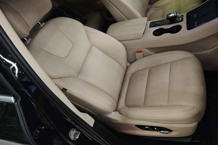Used Hima AITO M5 2023 All-Electric Rear-Drive Standard Edition Right Front Seat