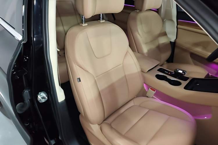 Used Hima AITO M5 2023 Extended-Range Rear-Drive Intelligent Driving Version Right Front Seat