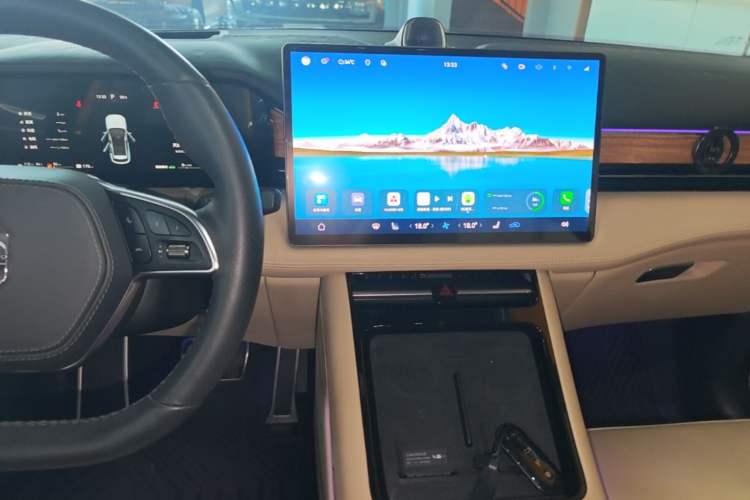 Used Hima AITO M5 2023 Extended-Range Rear-Drive Intelligent Driving Version Audio And AC Panel