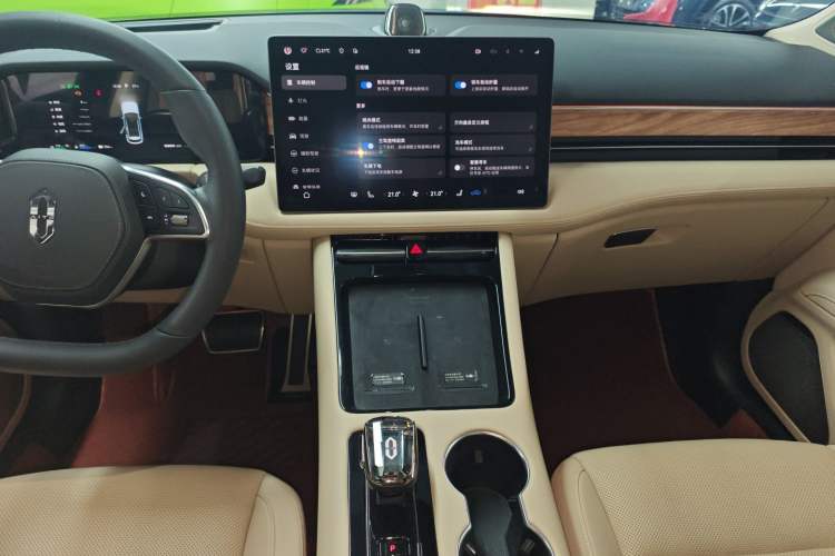 Used Hima AITO M5 2023 Extended-Range Four-Wheel Drive Intelligent Driving Version Audio And AC Panel