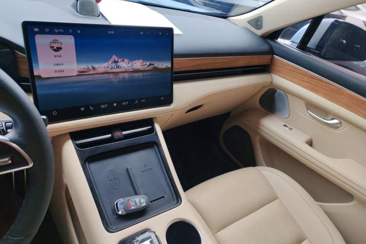 Used Hima AITO M5 2023 Pure Electric All-Wheel Drive Intelligent Driving Version Audio And AC Panel